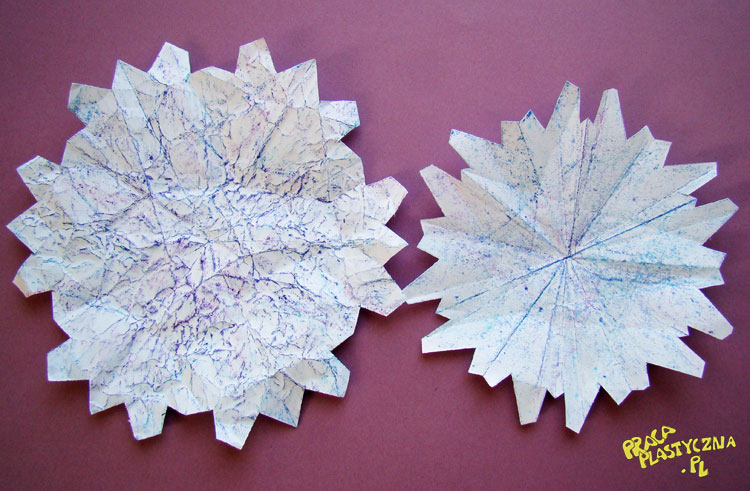 Śnieżynka z papieru